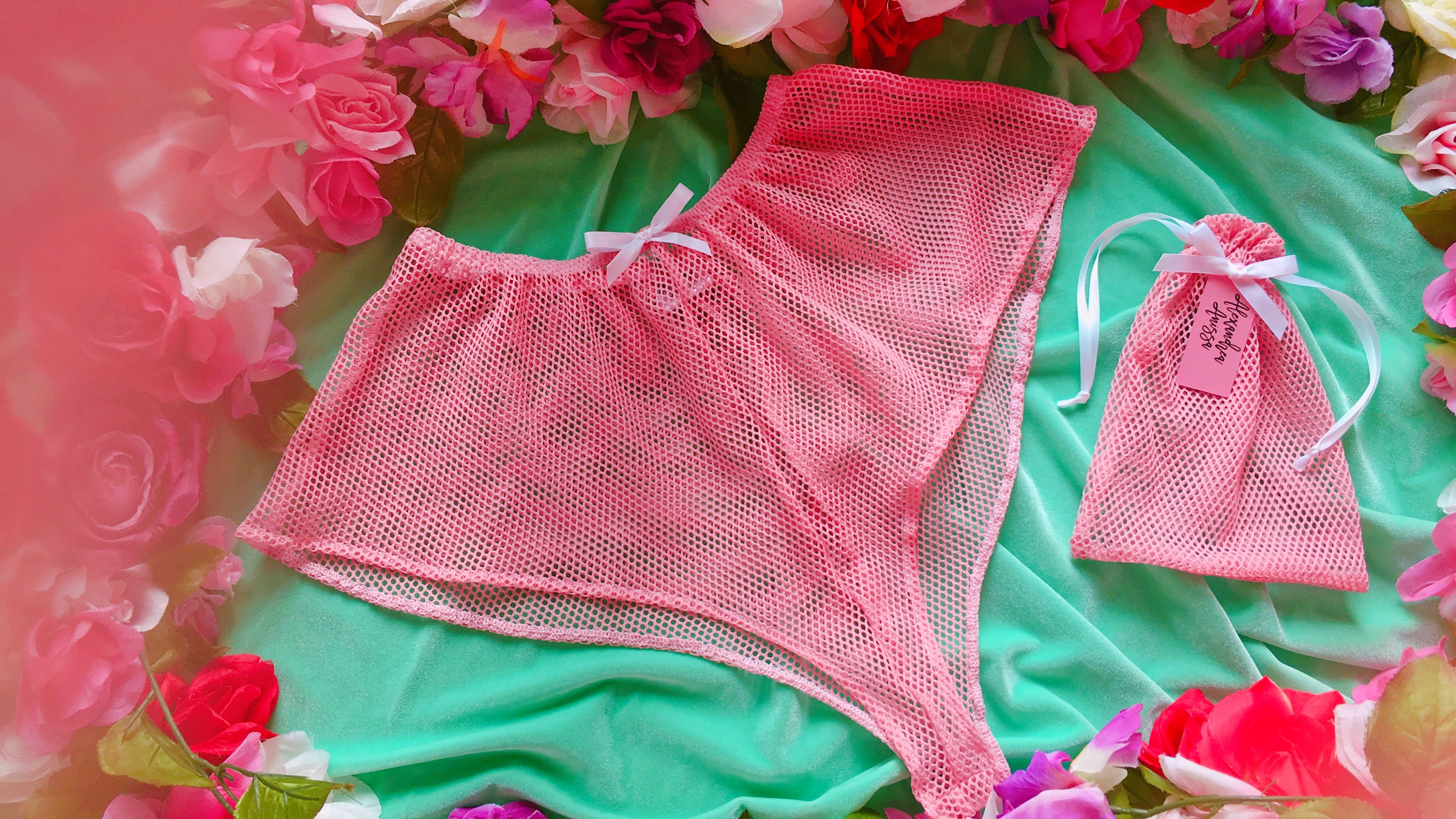 Pre-Loved Josie Shorts - Pink Fishnet
